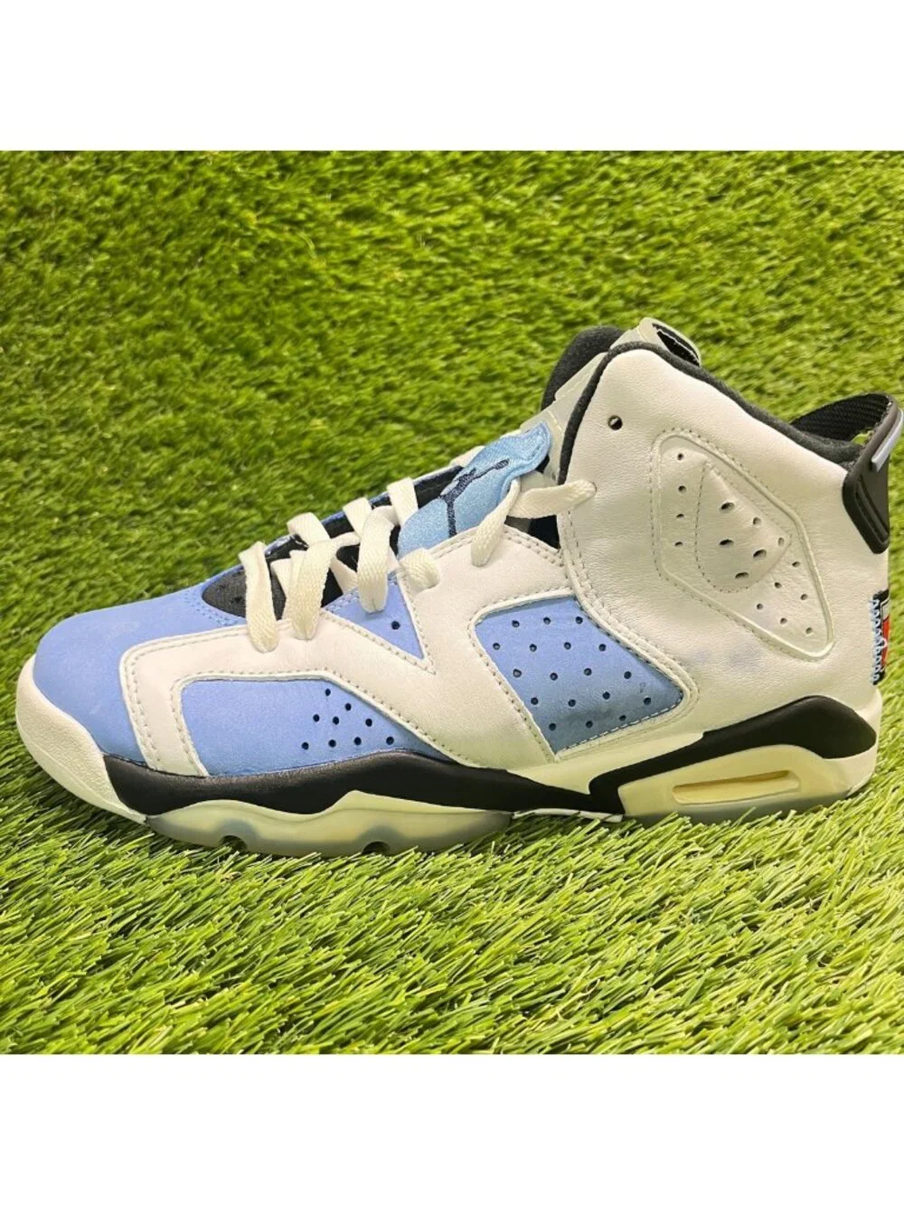 Nike Air Jordan 6 Retro Boys Size 6.5Y Blue White Basketball Shoes Sneakers
